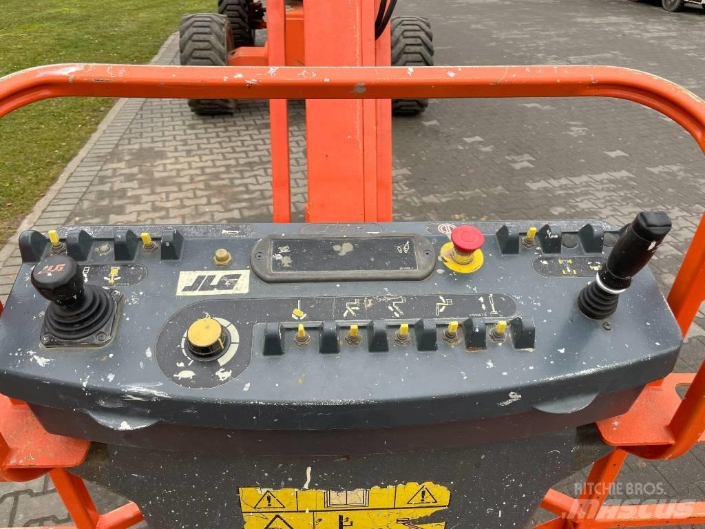 JLG 800 AJ Съчленени стрелови подемници