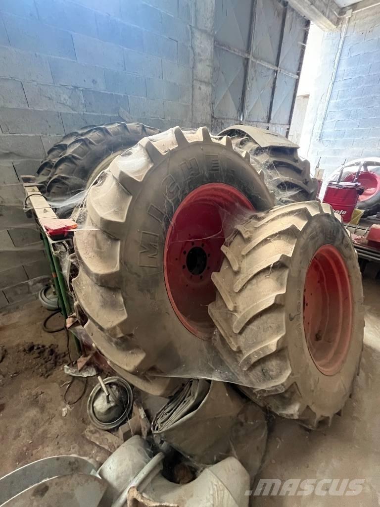Fendt Farmer 312 Трактори