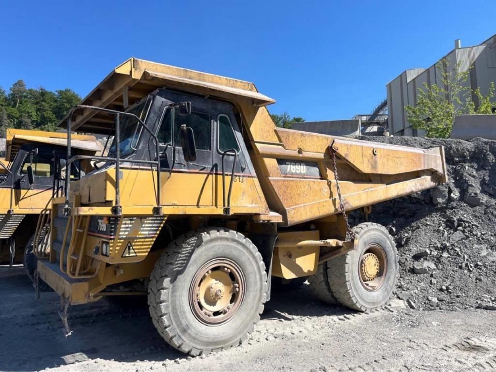 CAT 769 D Твърди самосвали
