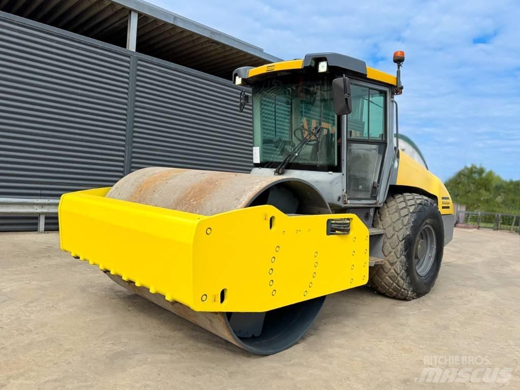 Dynapac CA3500D Еднобарабанни ролки
