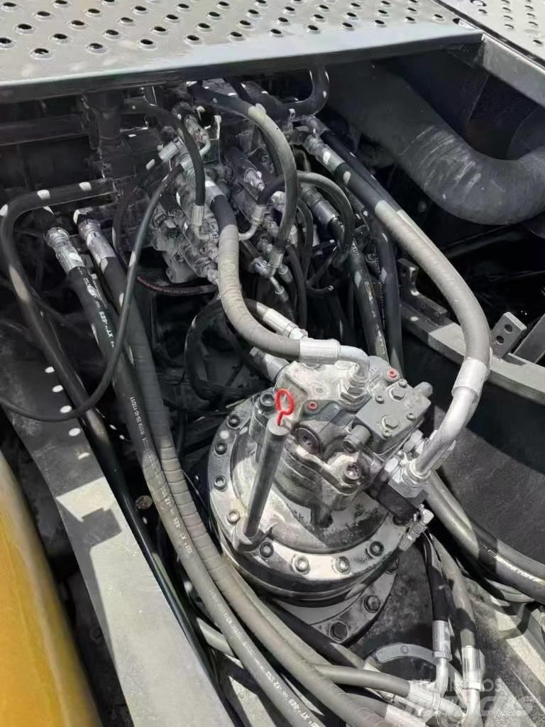 Volvo EC 240 Верижен екскаватор