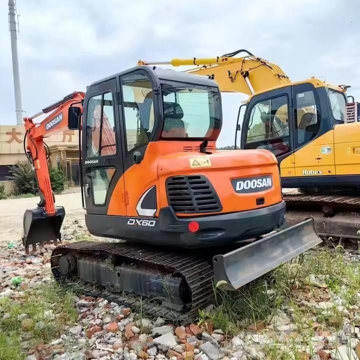 Doosan DX 60 Мини екскаватори < 7 т