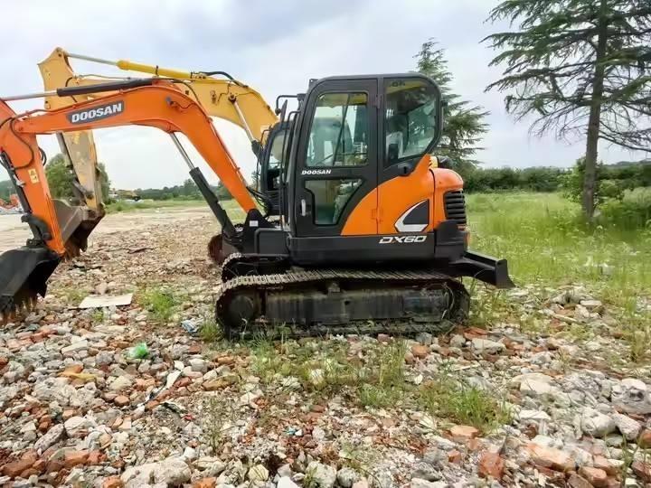 Doosan DX 60 Мини екскаватори < 7 т