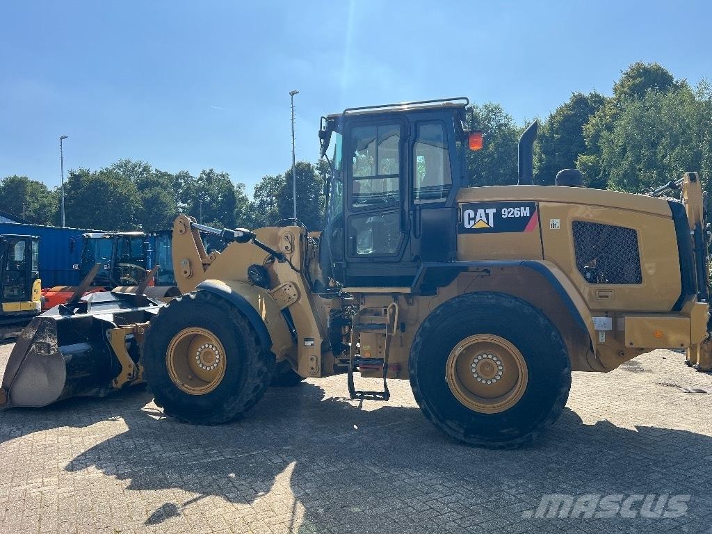 CAT 926M - 926 M Верижен екскаватор