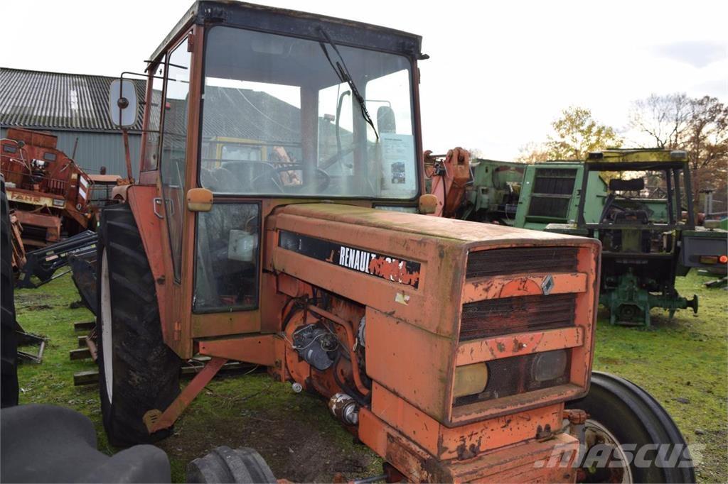 Renault 651 Трактори