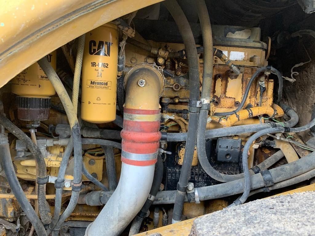 CAT 966H Колесни товарачи