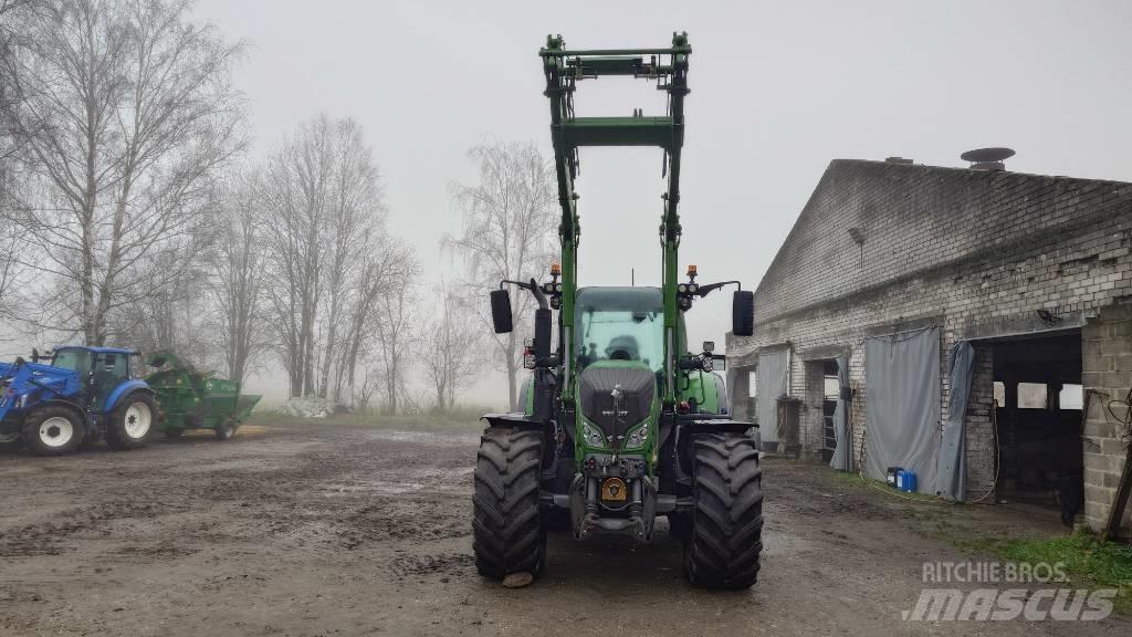 Fendt 724 Profi Plus Трактори