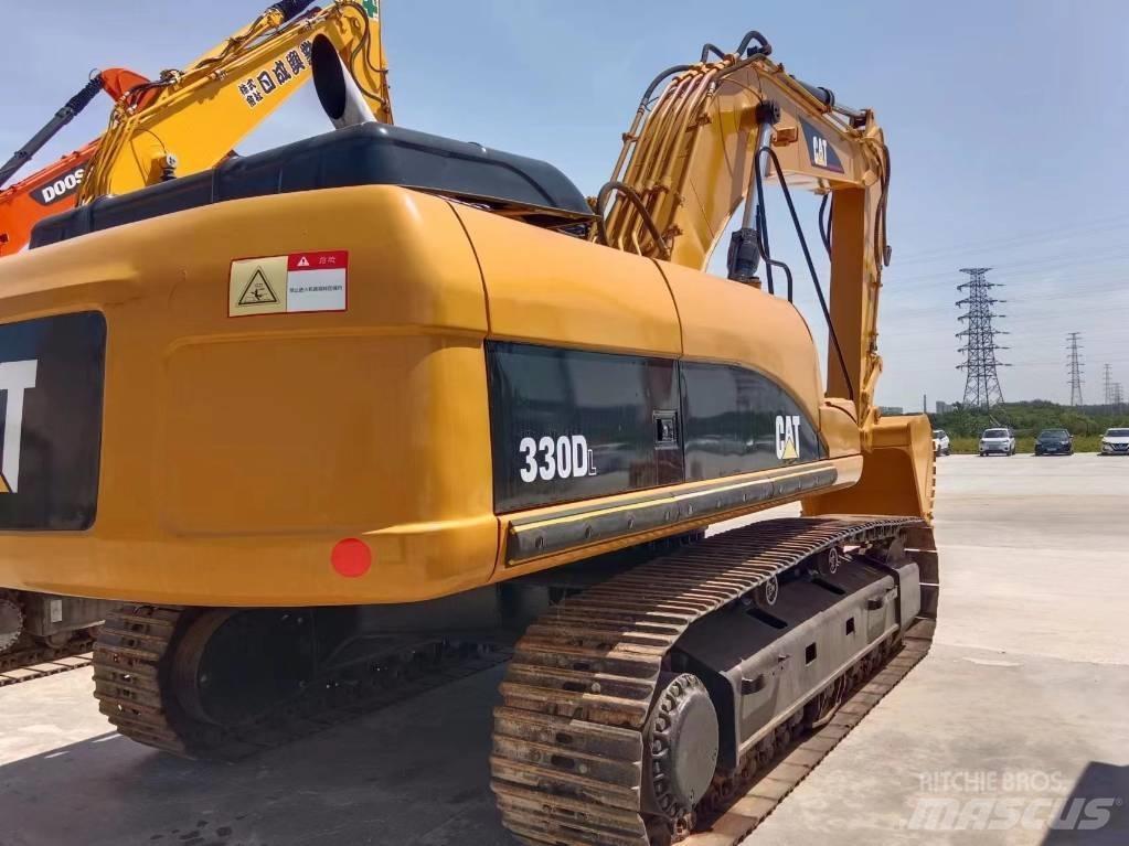 Cata-Dyne 330 Верижен екскаватор