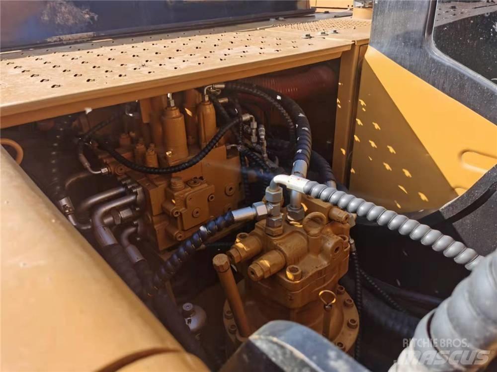 Sany SY 215 C Верижен екскаватор