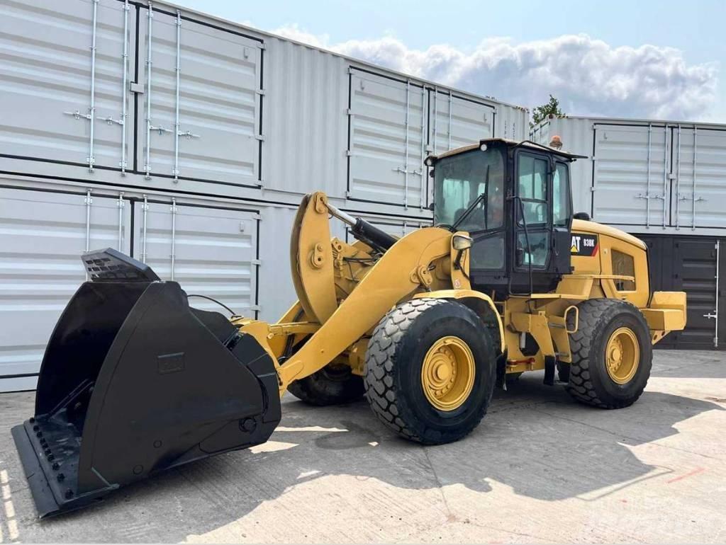CAT 938 K Колесни товарачи