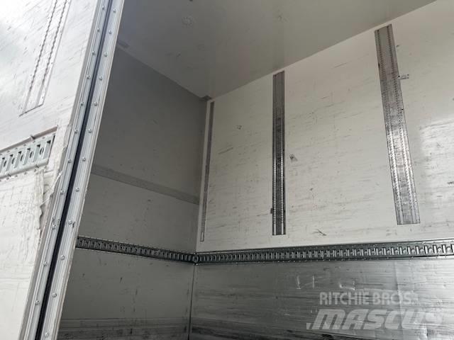 Scania R450B6X2*4NB Каросерии