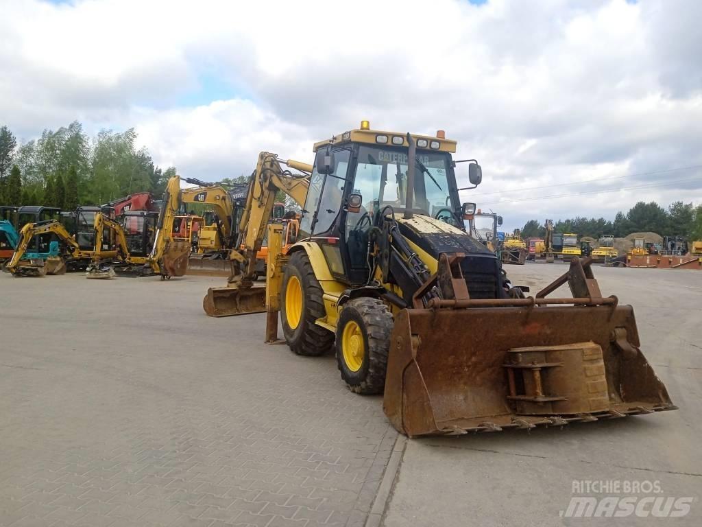 CAT 428 D Товарач със заден ексватор