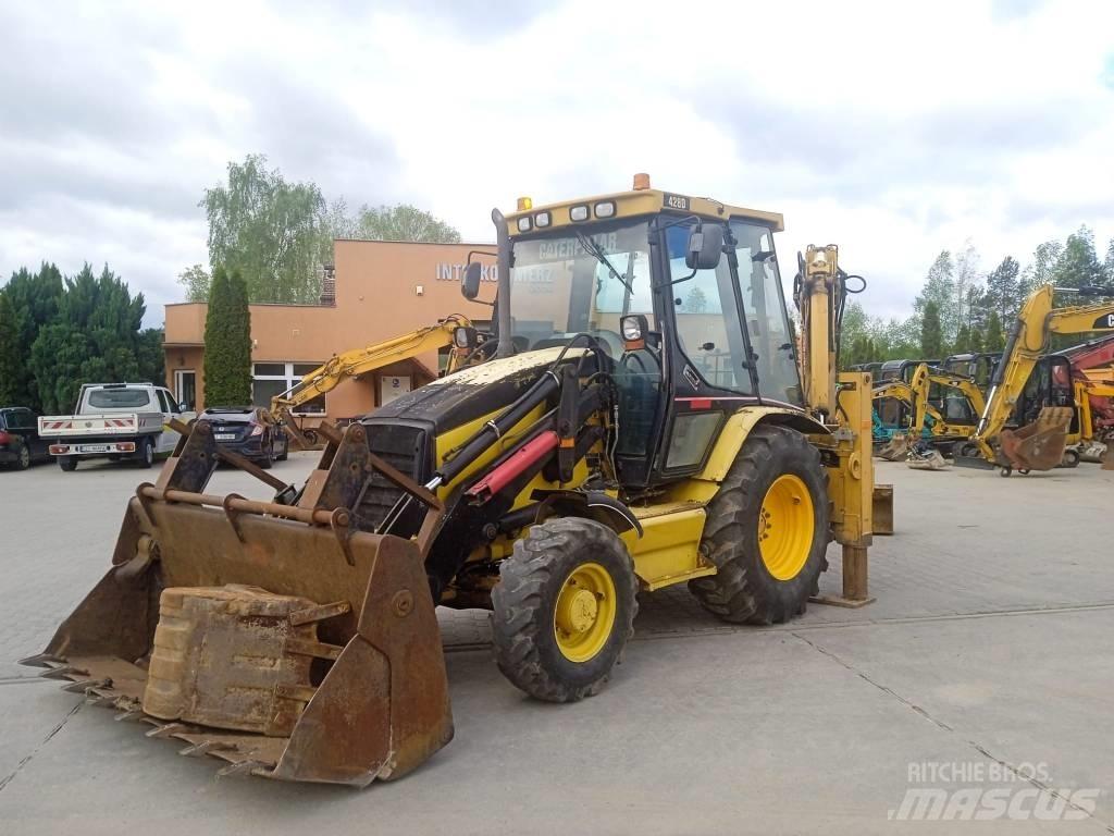CAT 428 D Товарач със заден ексватор