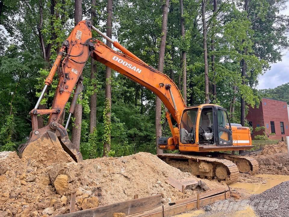 Doosan DX 255 LC Верижен екскаватор
