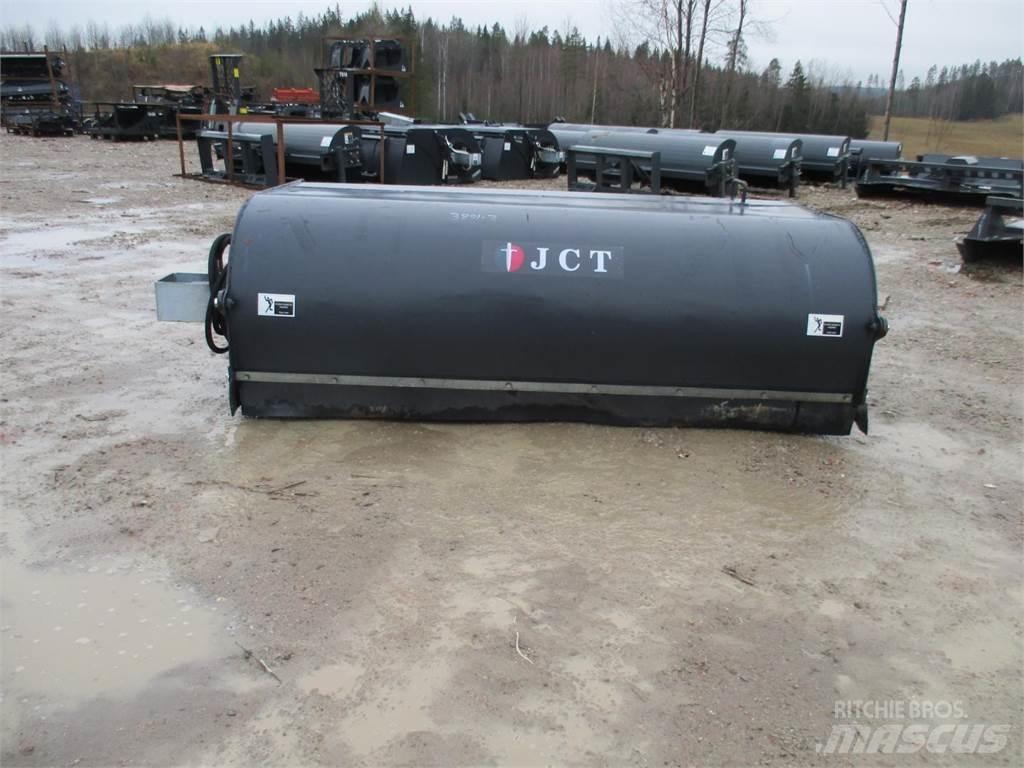  JCT lakaisukone Автоматични метачки с четки