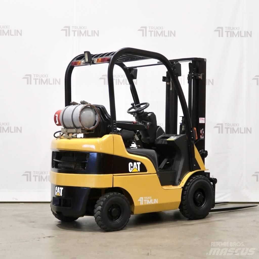 CAT GP15N Камиони с АГУ