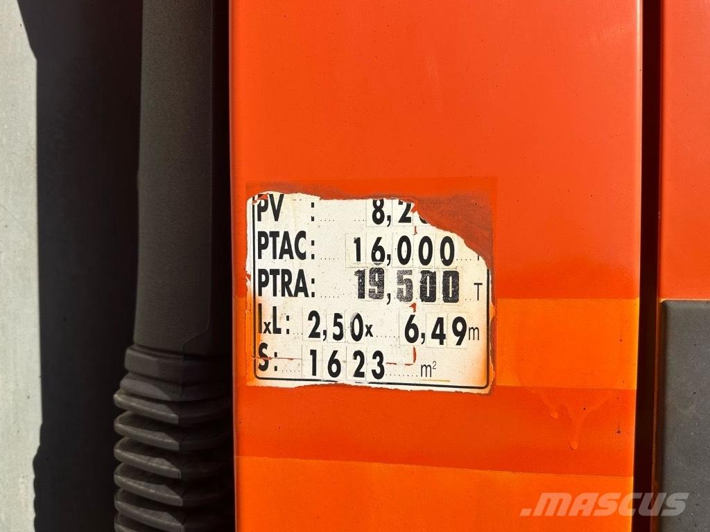 Renault Midlum Гудронатори