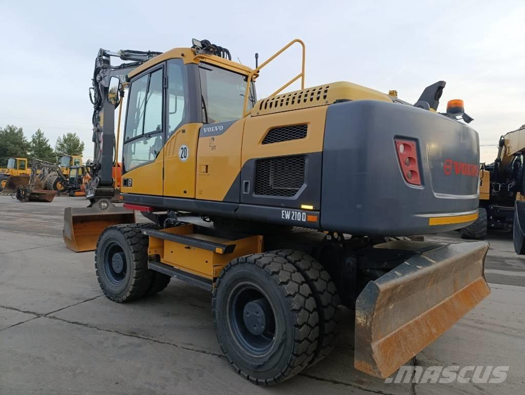 Volvo EW 210 D Колесни екскаватори