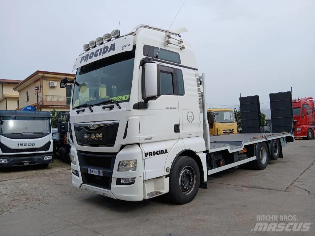 MAN TGX 26.560 Бордови камион / автолебедка