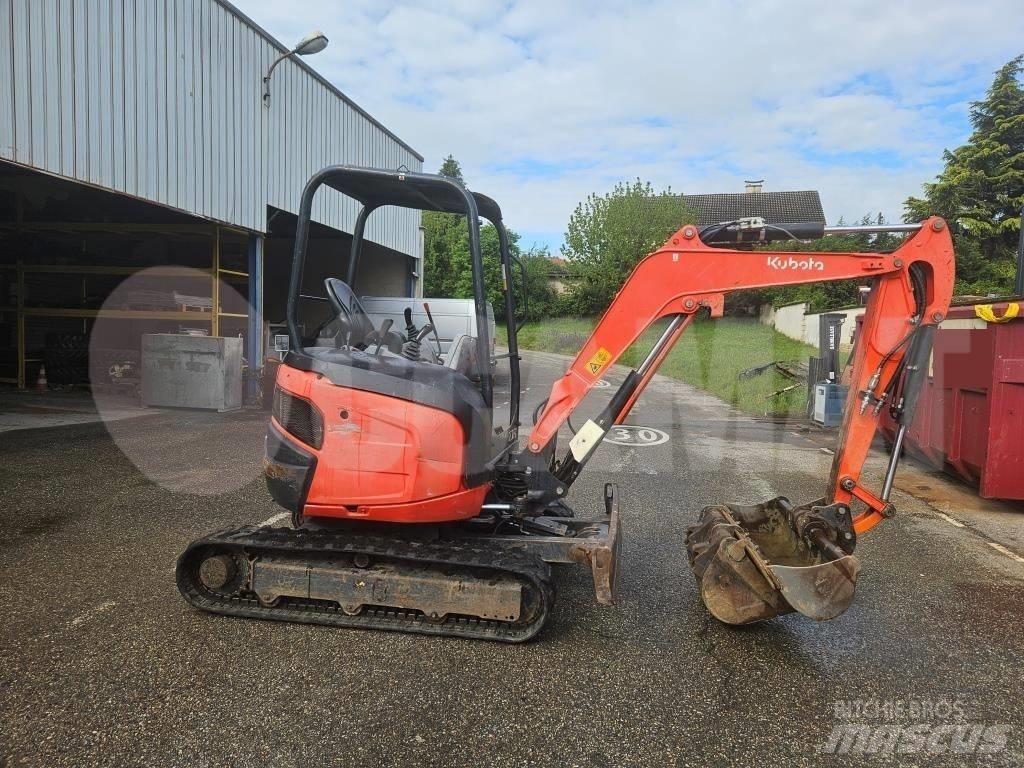 Kubota U 27-4 Мини екскаватори < 7 т