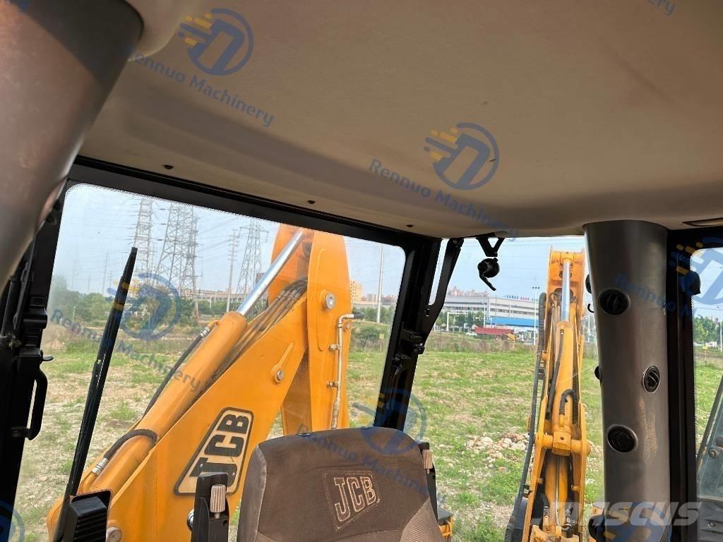 JCB 4 CX Товарач със заден ексватор