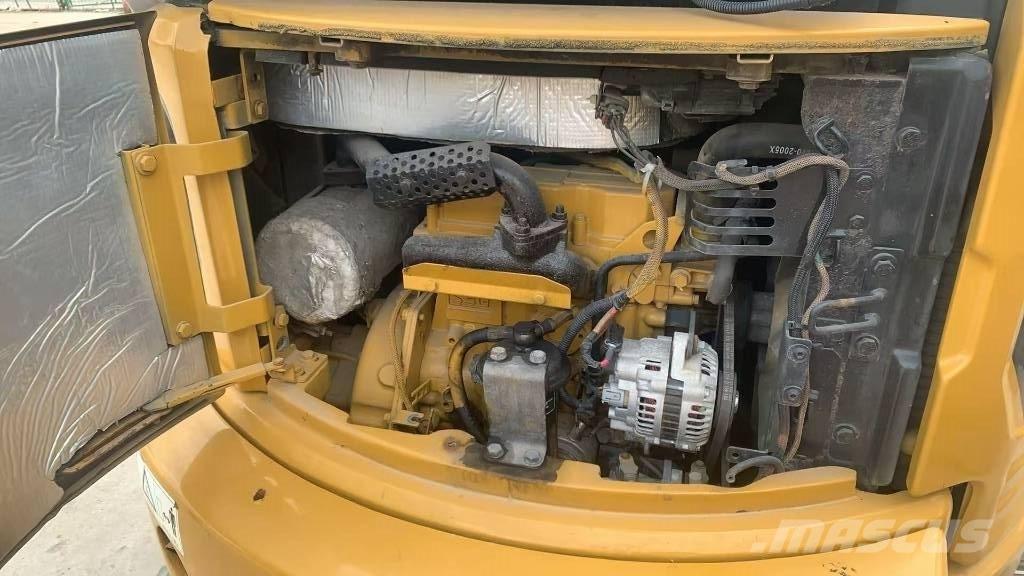 CAT 303 Верижен екскаватор