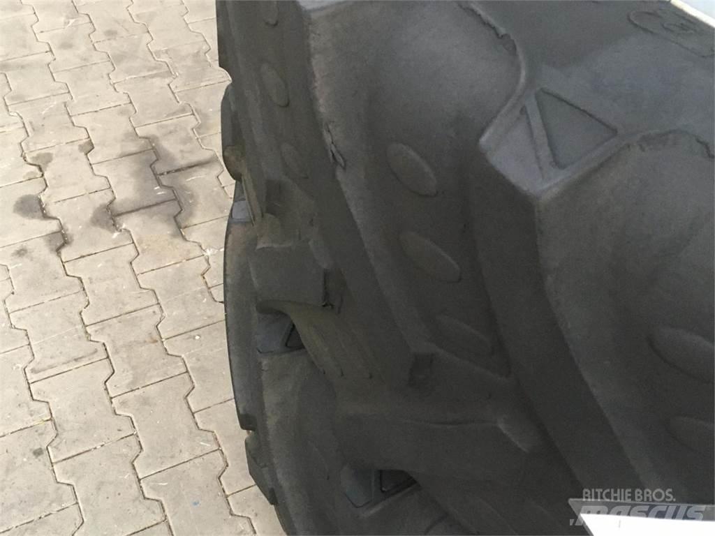 BKT 480/70R34 Колелета/Гуми
