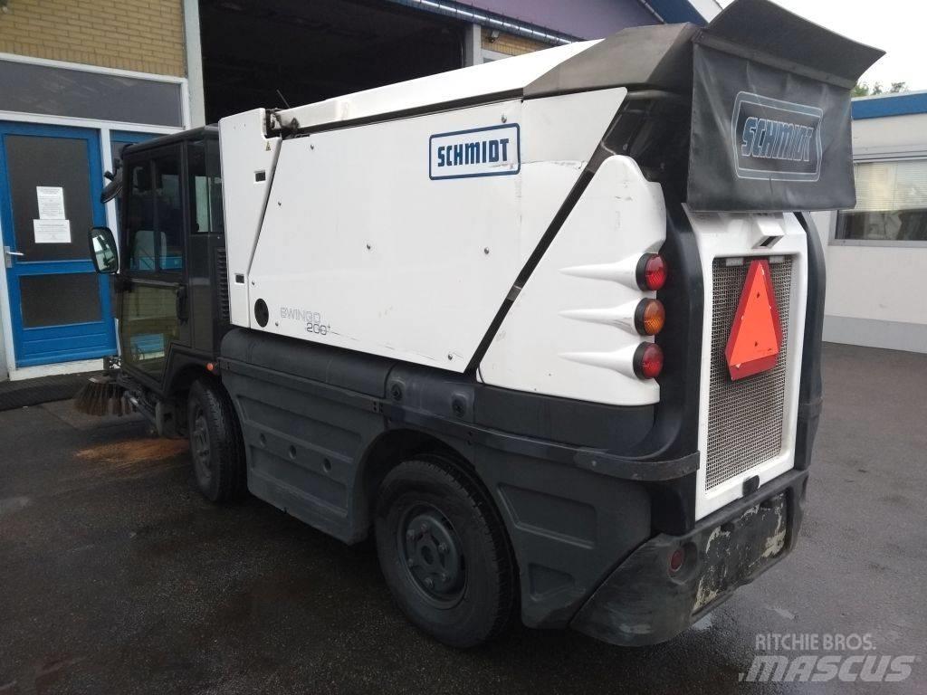 Schmidt Swingo 200 Автоматични метачки с четки