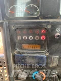 CAT D6N Верижни булдозери
