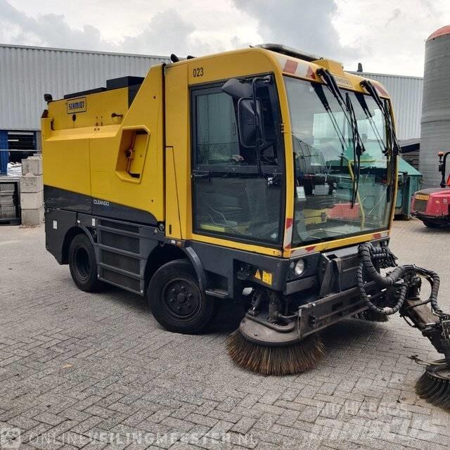 Schmidt Cleango Автоматични метачки с четки