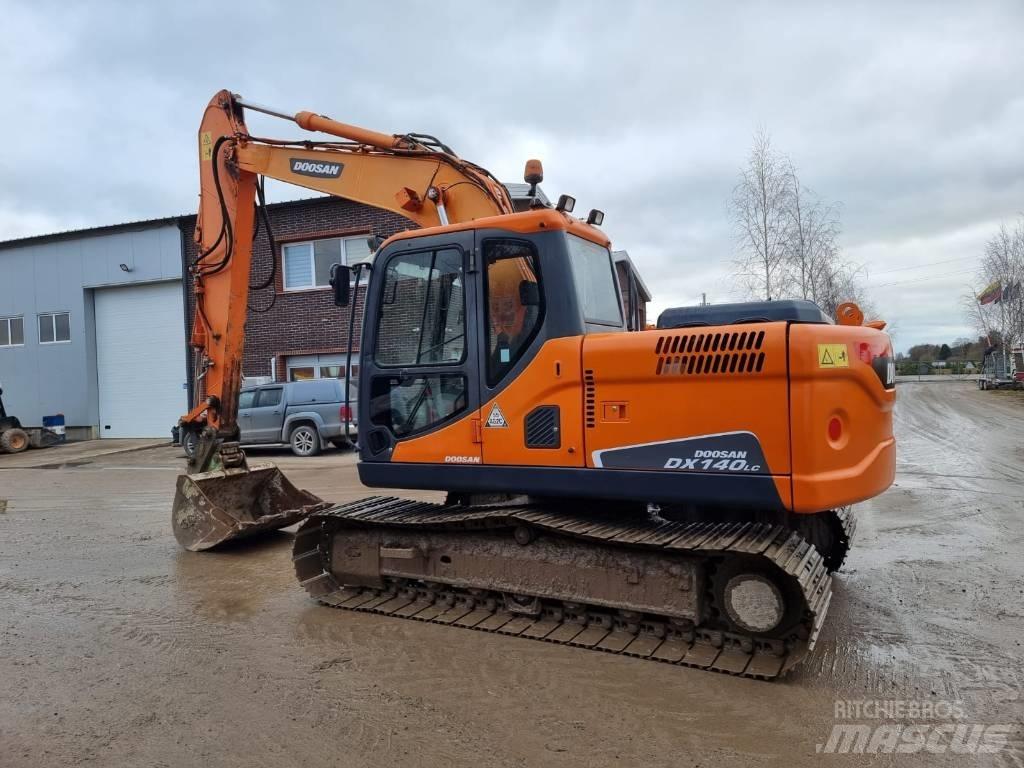 Doosan DX 140 LC Верижен екскаватор