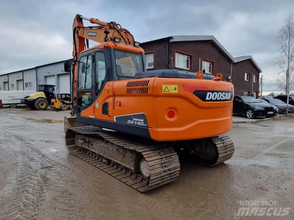 Doosan DX 140 LC Верижен екскаватор