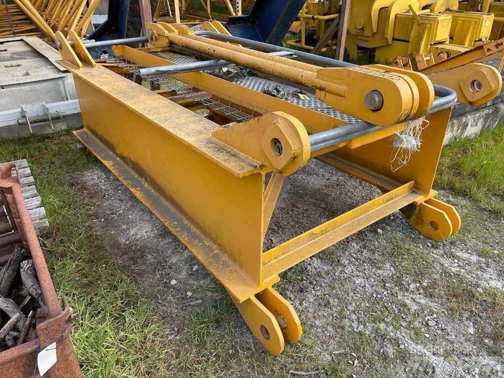 Potain MD310C Мачтови кранове