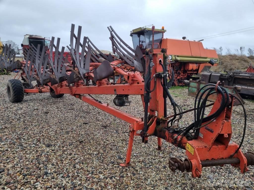 Kuhn Manager 6 Реверсивни плугове