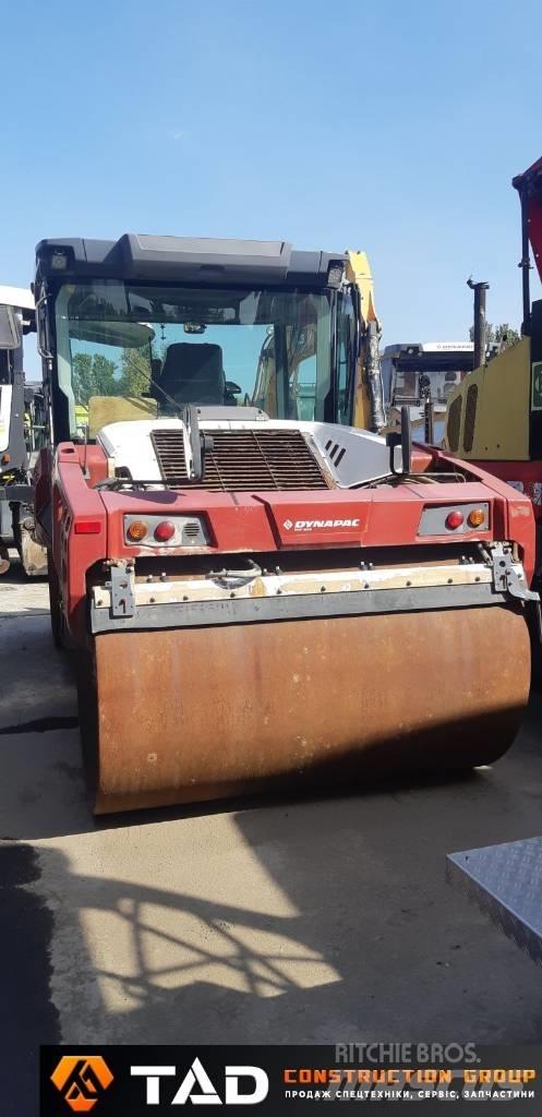 Dynapac CC 6200 Двойни барабанни ролки
