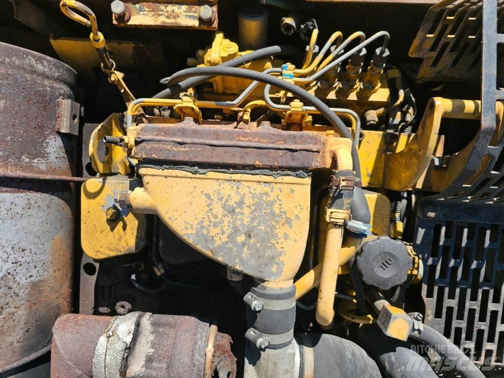 Komatsu PW 170-6 Колесни екскаватори