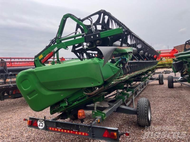 John Deere T 670 Комбайни