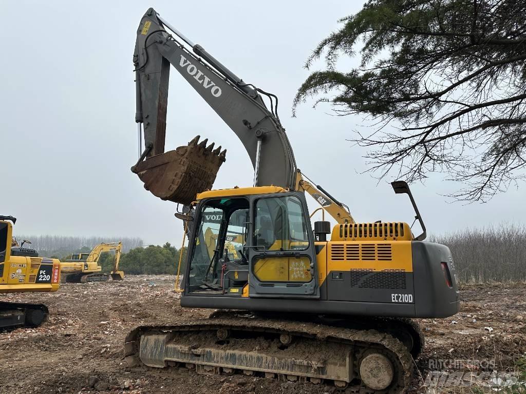 Volvo EC210D Верижен екскаватор