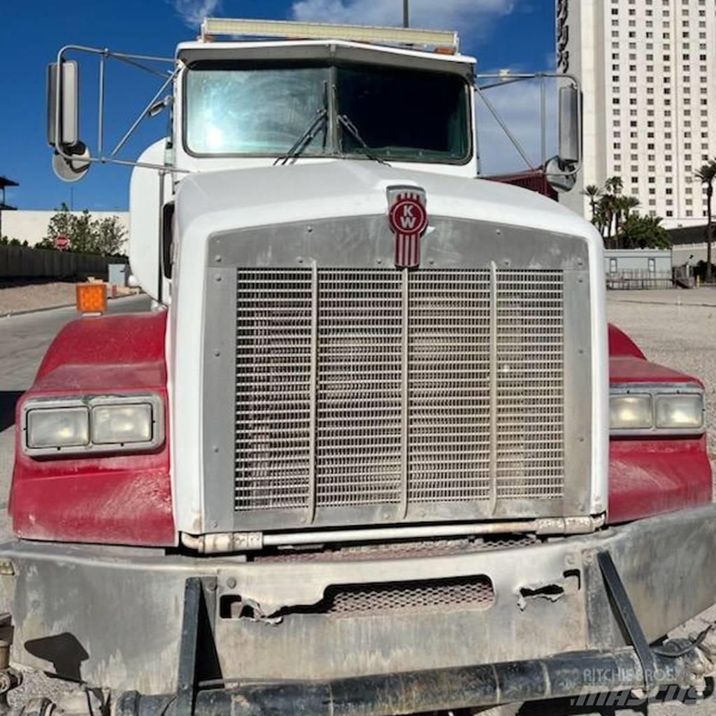 Kenworth T 800 Цистерни за вода
