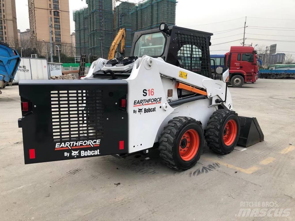 Bobcat S16 Мини товарачи
