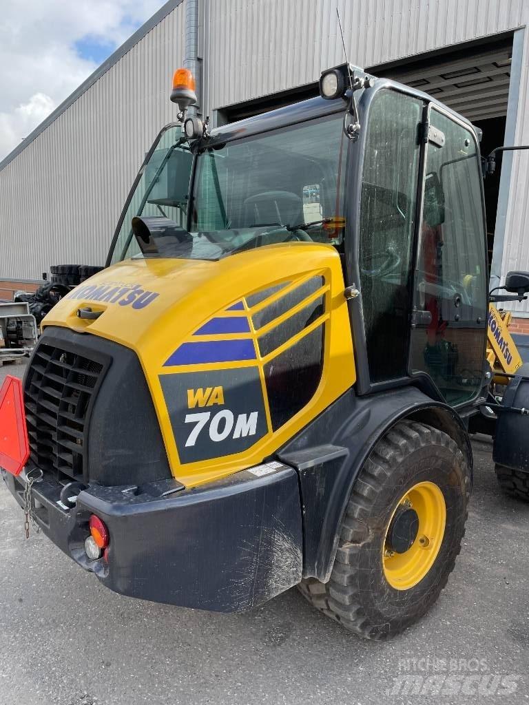 Komatsu WA 70 Колесни товарачи