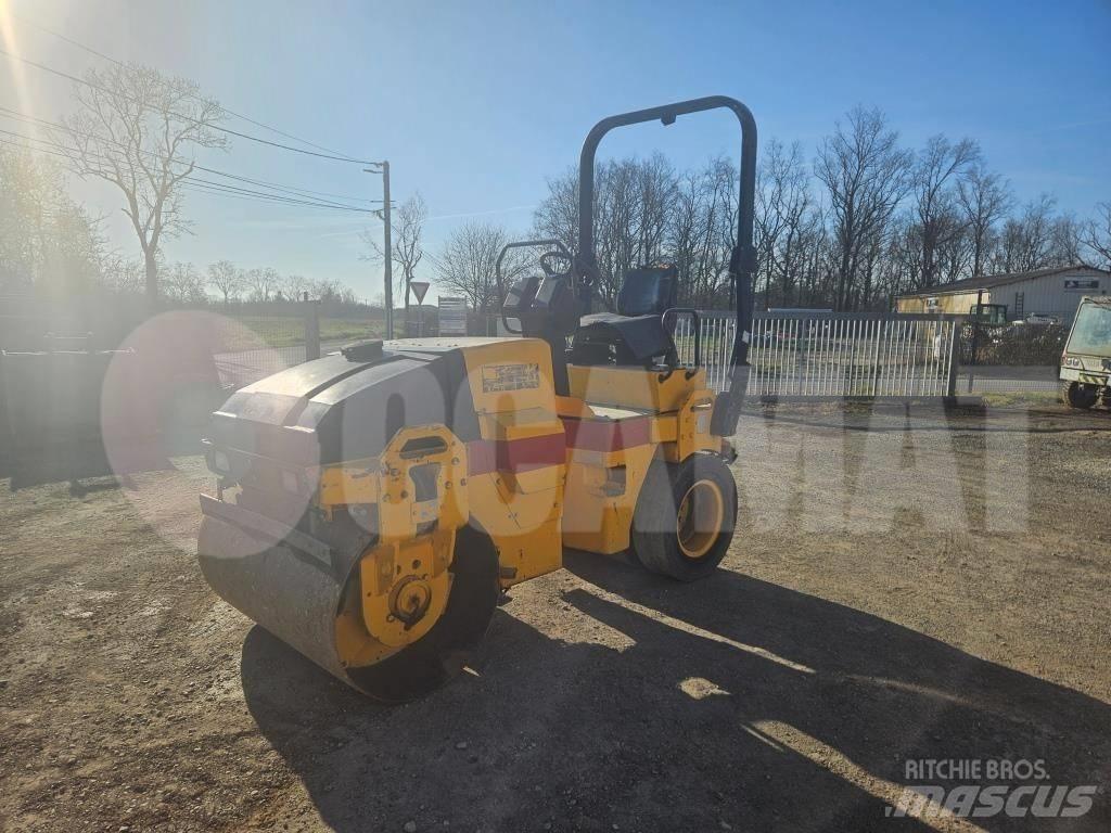 Dynapac CC 900 Двойни барабанни ролки
