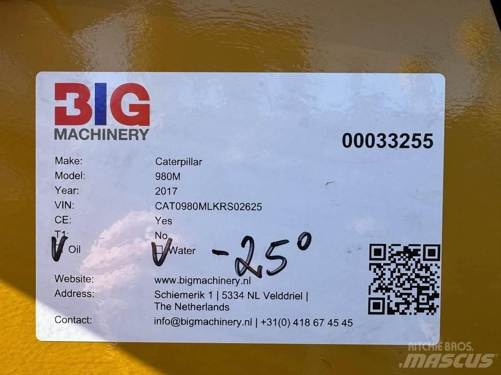 CAT 980M Колесни товарачи