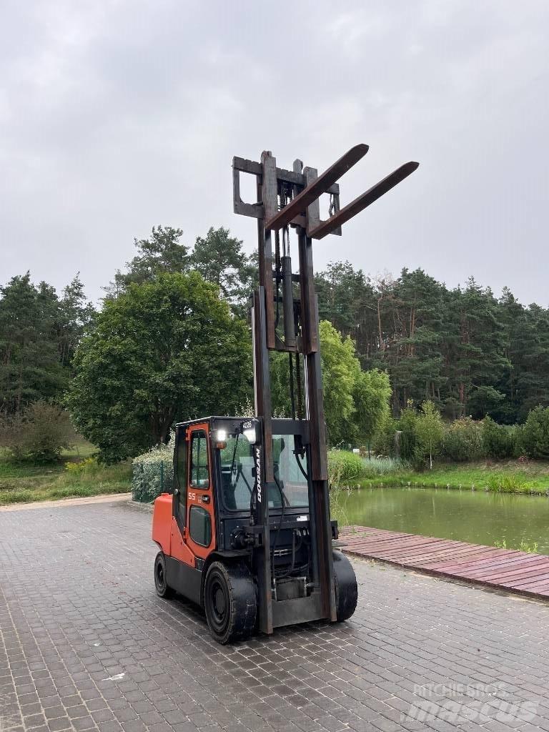 Doosan D 55 C-7 Дизелови камиони