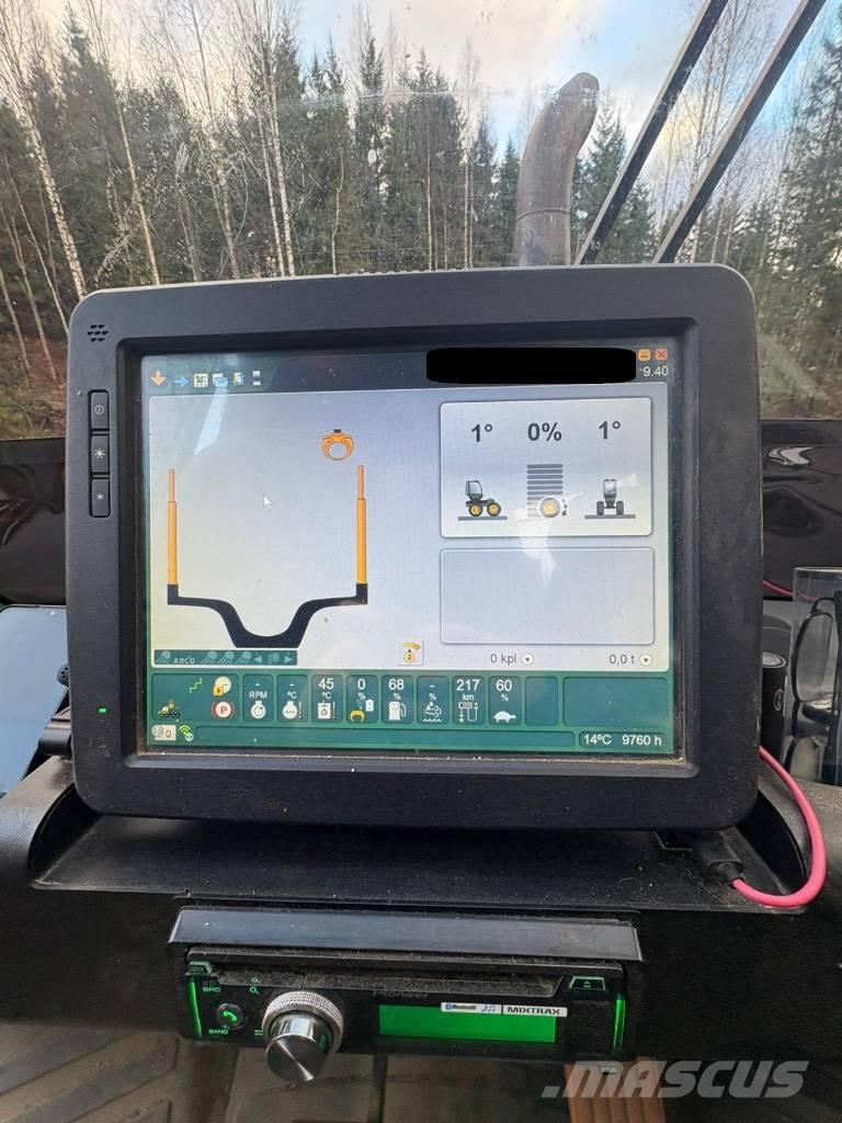 John Deere 1210G Форуардери