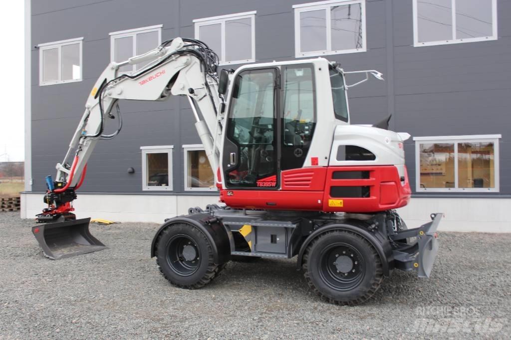 Takeuchi TB395W Колесни екскаватори