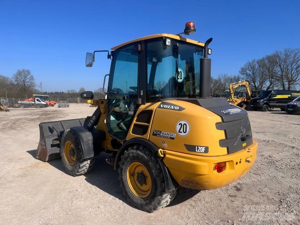 Volvo L20F  1415h Колесни товарачи