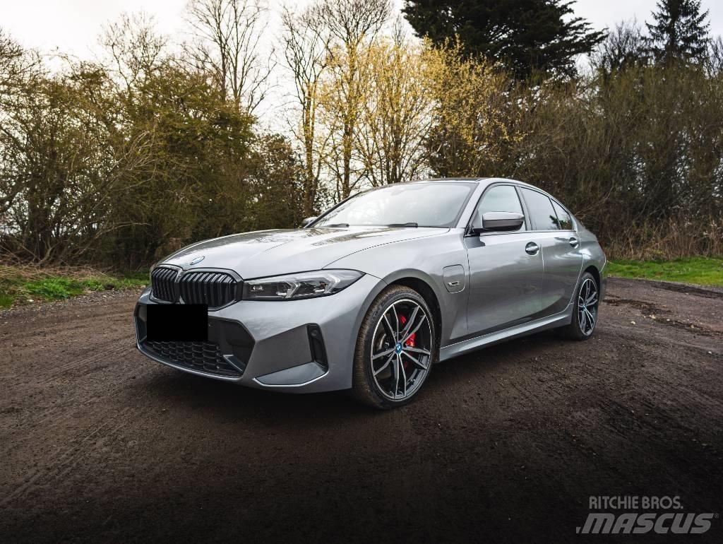 BMW 330e Коли