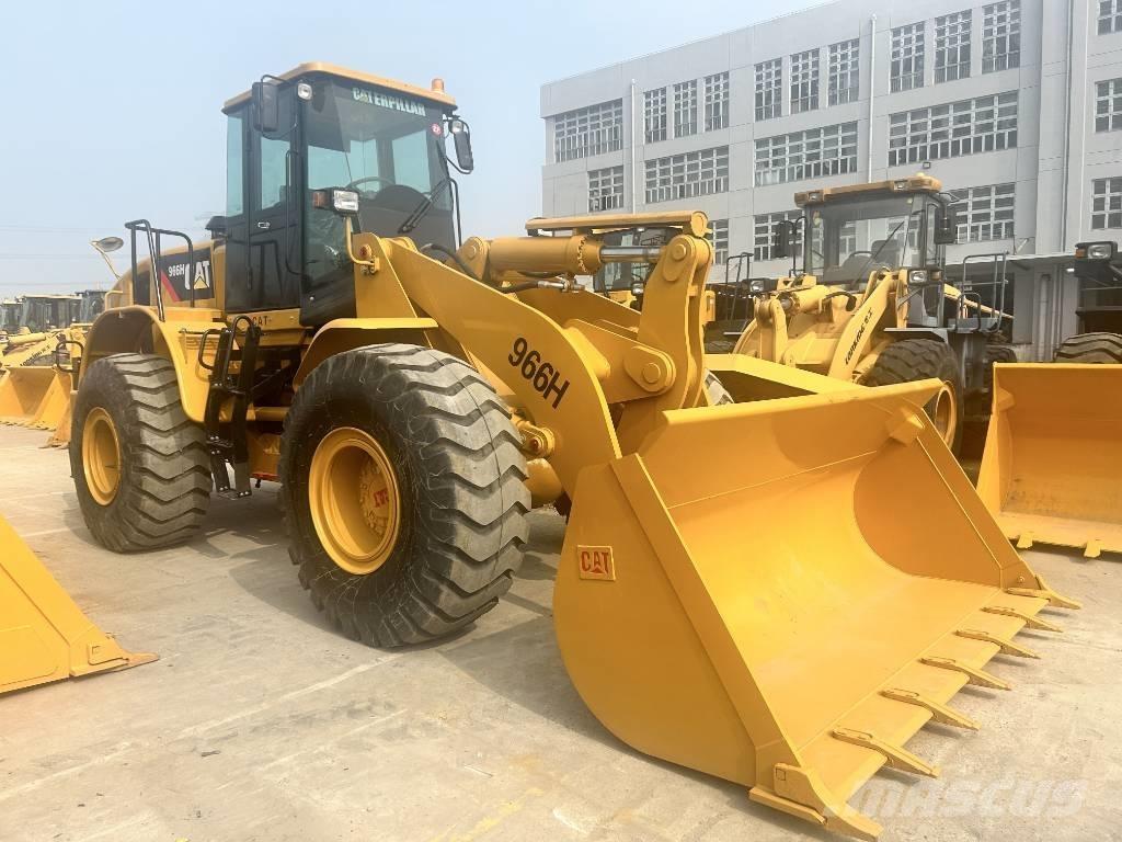 CAT 966H Колесни товарачи