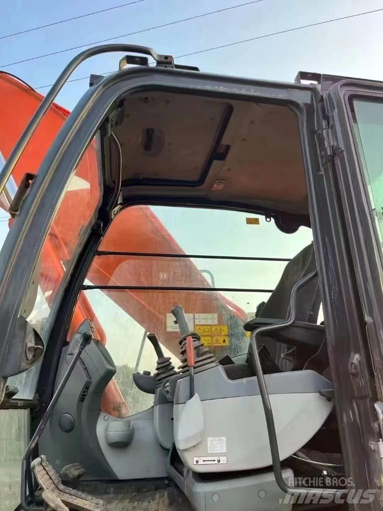 Hitachi ZX 300 Верижен екскаватор